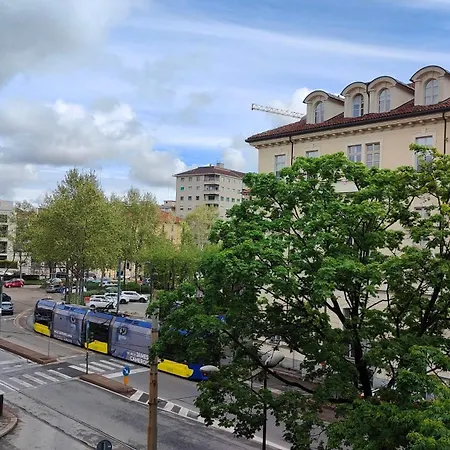 In Piazza Bernini In Bernini Square Apartament Turyn