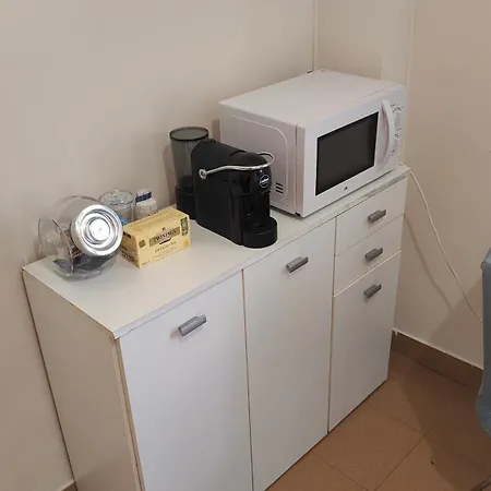 Apartamento In Piazza Bernini In Bernini Square *
